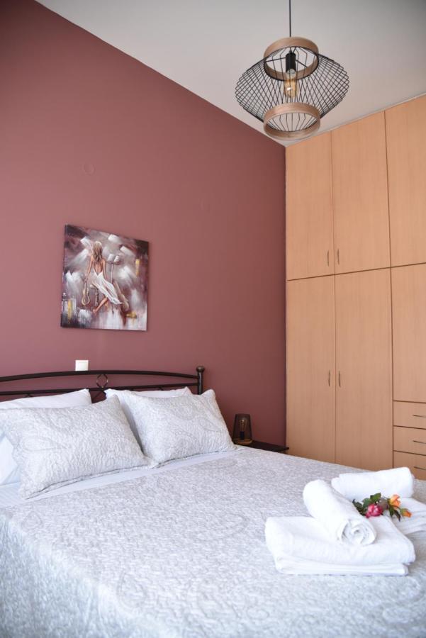 Family Apartments 3 Lechaio Zewnętrze zdjęcie